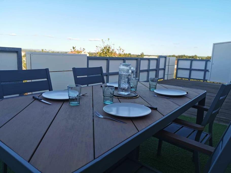 Le Petit Roof Top*Clim*Wifi Miramas Exterior photo